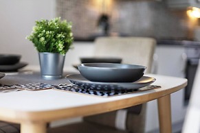 Hampton 3-bedroom Luxury Escape With Parking