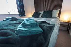 Hampton 3-bedroom Luxury Escape With Parking