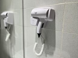 Smile Hotel C180 Cheras Selatan