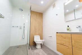 3-Story Penthouse with Ocean Views