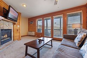 Suite at Dollywood Lane