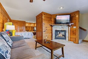 Suite at Dollywood Lane