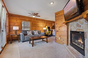 Suite at Dollywood Lane