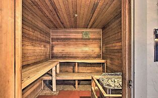 Suite at Dollywood Lane