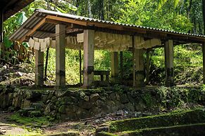 Pilagoda Estate Bungalow by TSC