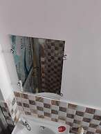 Geeta Teerth Guest House