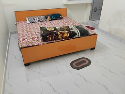 Geeta Teerth Guest House