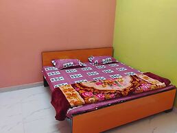 Geeta Teerth Guest House