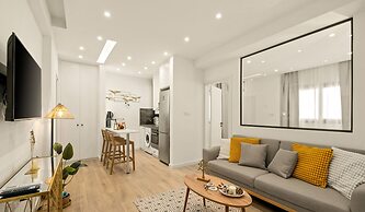 Lazuli Hermes Apartments