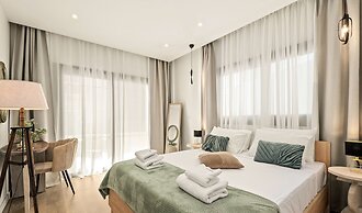 Lazuli Hermes Apartments