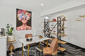 Lazuli Hermes Apartments