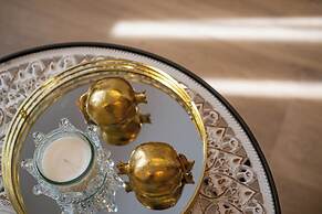 Lazuli Hermes Apartments