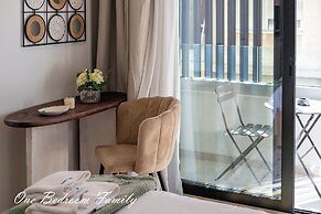 Lazuli Hermes Apartments