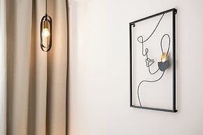 Lazuli Hermes Apartments