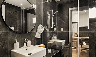 Lazuli Hermes Apartments