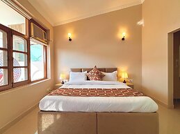 Luxury 4 Bedroom's Independent villa