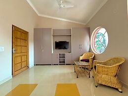 Luxury 4 Bedroom's Independent villa