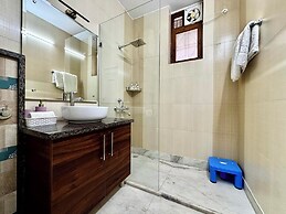 Luxury 4 Bedroom's Independent villa