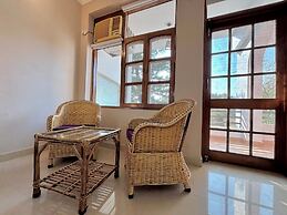 Luxury 4 Bedroom's Independent villa