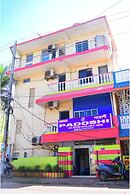 DhamStay Hotel Padoshi Near Beach Puri