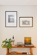 Luxury Design Apartment M