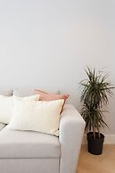 Luxury Design Apartment M