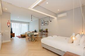 Luxury Design Apartment M