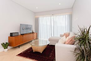 Luxury Design Apartment M