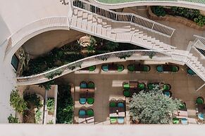 Reef Hotel & Spa