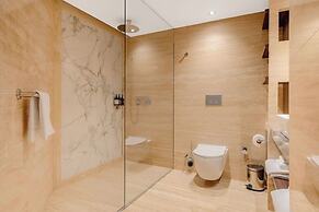 Reef Hotel & Spa