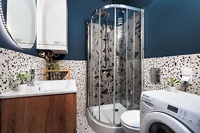 Retro Glamour by Upstairs