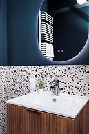 Retro Glamour by Upstairs