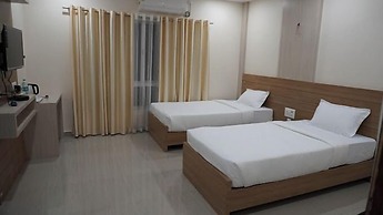 Hotel IVY Grand By GRB