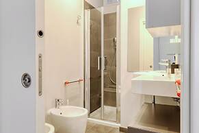 Stylish 2BR flat next to Navigli