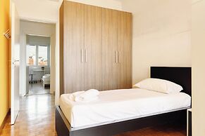 Stylish 2BR flat next to Navigli