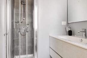 Stylish 2BR flat next to Navigli