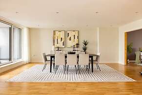 The Riverside Residence - 3bdr Flat With Balcony