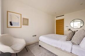 The Riverside Residence - 3bdr Flat With Balcony