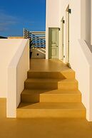 Assyr B - Santorini Cozy Retreat