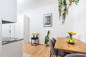 Modern  Apartments  by Upstairs