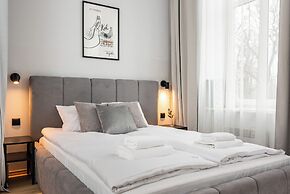 Modern  Apartments  by Upstairs