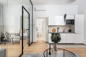 Modern  Apartments  by Upstairs