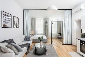 Modern  Apartments  by Upstairs