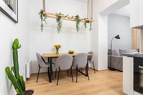 Modern  Apartments  by Upstairs