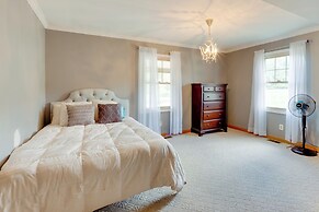 Game Room & On-site Pond: Laurelville Retreat!