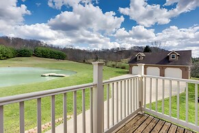 Game Room & On-site Pond: Laurelville Retreat!