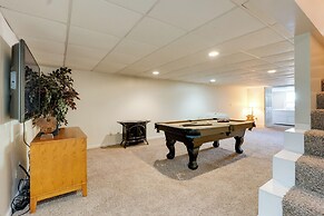 Game Room & On-site Pond: Laurelville Retreat!
