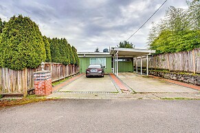 Seatac Home w/ Patio & Grill - 3 Mi to Airport!