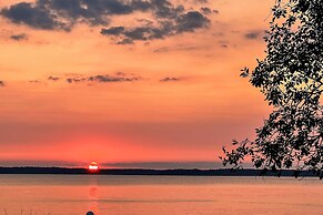 Private Beach & Fishing Pier: Wicomico River House