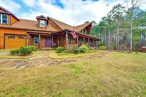Deck, Smoker & Yard: Peaceful Gem in Pine Mountain